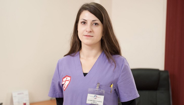 Д-р Станчева е част от екипа в отделението по неврология в болница “Медика Русе”