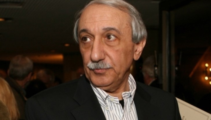 "Честно казано, не разбирам защо българите решиха да се присъединят към групата на онези, които през последните десетилетия подкопават целия европейски проект"