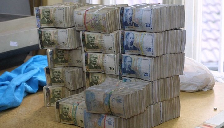 Спестяванията на милионерите са се увеличили с повече от 290 милиона лева Спестяванията на милионерите са се увеличили с повече от 290 милиона лева