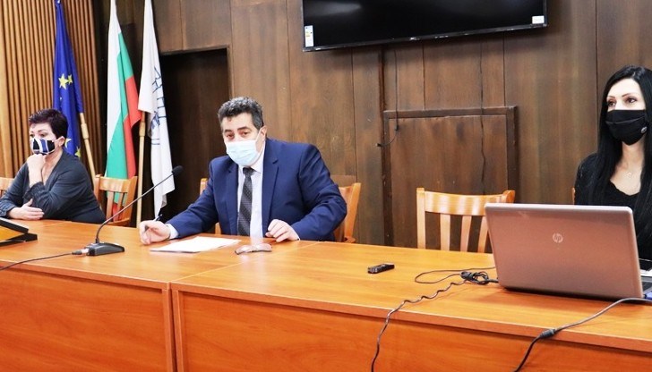 До 21-и декември на територията на област Русе се забранява провеждането на масови мероприятия на открито, както и организирането, функционирането и посещението на пазари тип „Битаци“