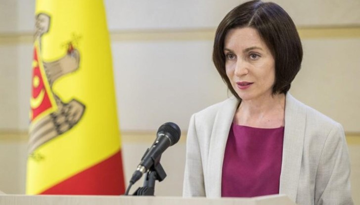 “Имате силата да накажете тези, които ви ограбиха, които ви докараха до мизерия и ви накараха да напуснете дома си”, каза в деня на изборите Санду по адрес на опонента си “Имате силата да накажете тези, които ви ограбиха, които ви докараха до мизерия и ви накараха да напуснете дома си”, каза в деня на изборите Санду по адрес на опонента си