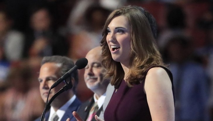 Сара Макбрайд ще стане първият трансджендър сенатор в законодателното събрание на американски щат Сара Макбрайд ще стане първият трансджендър сенатор в законодателното събрание на американски щат