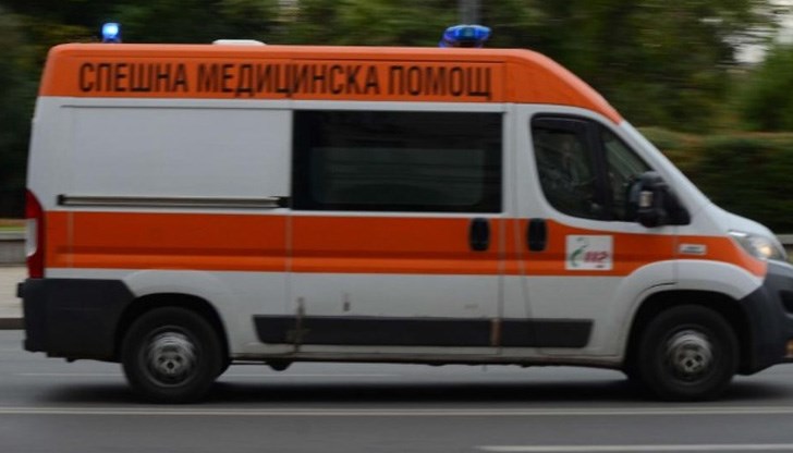 Инцидентът е станал между лека кола и товарен автомобил Инцидентът е станал между лека кола и товарен автомобил