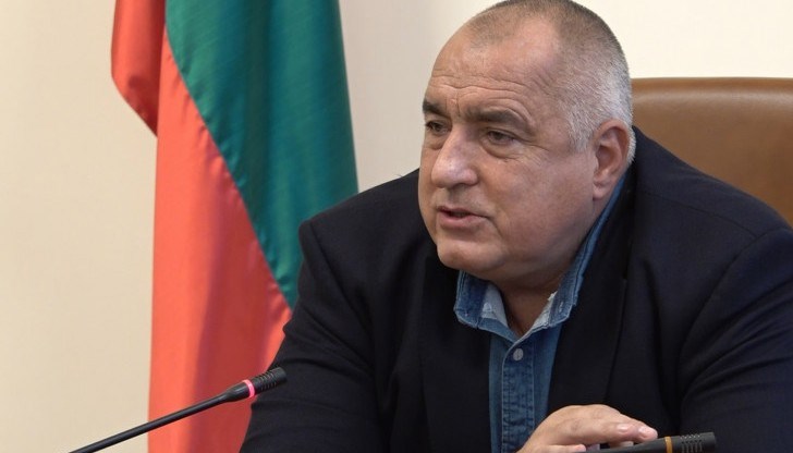 Високо ценим работата на полицаите, затова в най-голямата криза - 15% увеличение на заплатите Високо ценим работата на полицаите, затова в най-голямата криза - 15% увеличение на заплатите