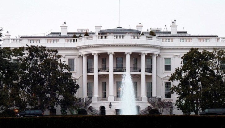 Заради Ковид-19 избирателите масово ще гласуват по пощата Заради Ковид-19 избирателите масово ще гласуват по пощата