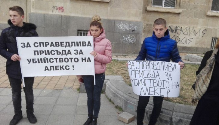 Три години се чака окончателна присъда на подсъдимия Валентин Маринов Три години се чака окончателна присъда на подсъдимия Валентин Маринов