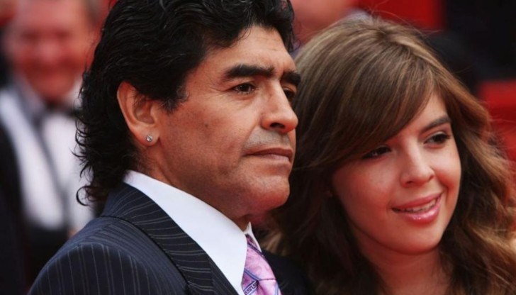 „Винаги съм се страхувала много от смъртта си, но не и днес ... защото знам, че това ще бъде момента, в който ще те видя отново и ще те прегърна отново!", пише Далма