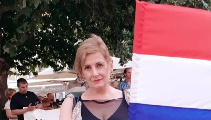 Елена Гунчева: "НСИ винаги ми е приличало на научна фантастика. Едни хубави неща се виждат, едно светло бъдеще и настояще най-вече. Никаква инфлация, никаква безработица или минимална такава"