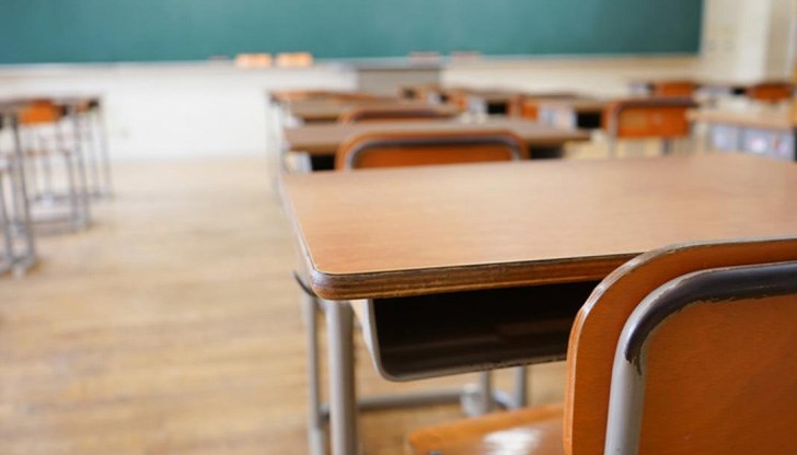 Мярката е предприета заради големия брой заразени учители Мярката е предприета заради големия брой заразени учители