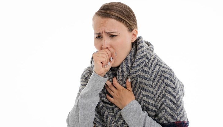 За сравнение пациенти, които са заболели от сезонен грип, най-често развиват първо кашлица и по-късно температура