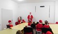 Дядо Коледа зарадва децата на медиците в Русе