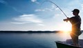 Правителството иска да въведе риболовен билет и за Черно море