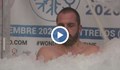 Французин стоя в лед над 2 часа и половина в името на борбата с рака
