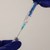 Каква е процедурата по поставяне на ваксина срещу COVID-19?