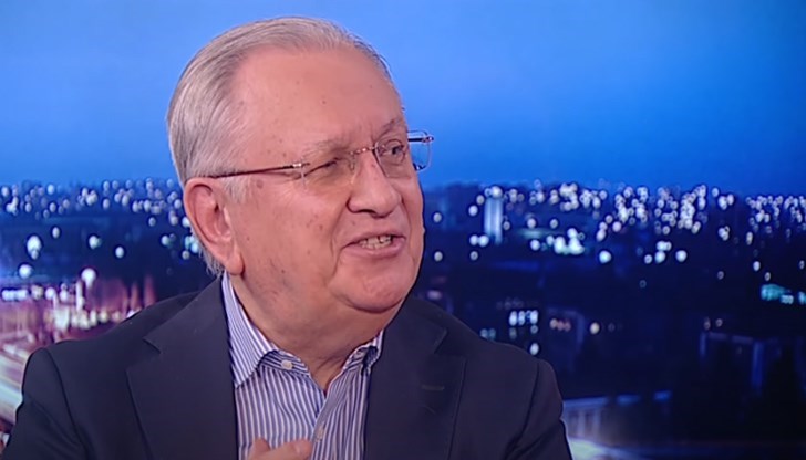 Съветниците на Бойко му сложиха директно динена кора, защото интервюто го разобличава Съветниците на Бойко му сложиха директно динена кора, защото интервюто го разобличава