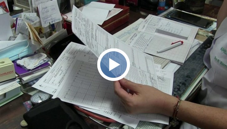 Ако все още лични лекари в Русе имат проблеми със системата за издаване на електронни направления за безплатен PCR, проблемът е в синхронизацията на софтуера, коментира шефът на РЗОК