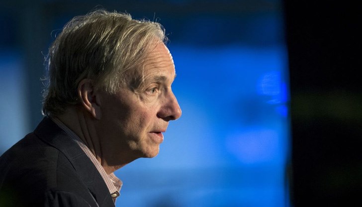 Автомобилът се е запалил и Девън Далио е нямал шанс