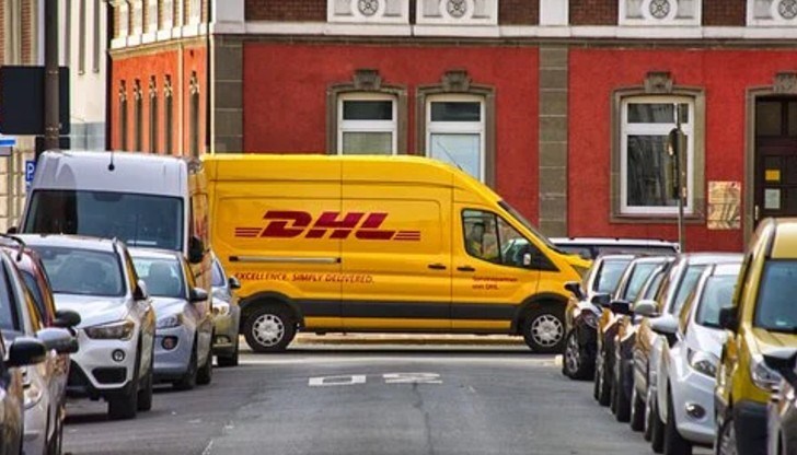 Около Коледните празници куриерските компании работят под пълна пара