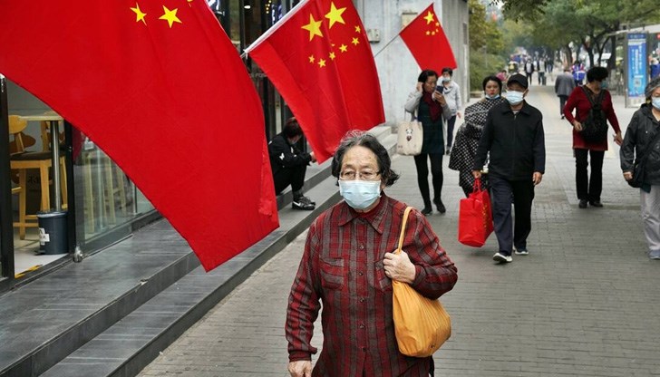 Страната ловко е управлявала пандемията чрез строги локдауни, въведени още на ранен етап