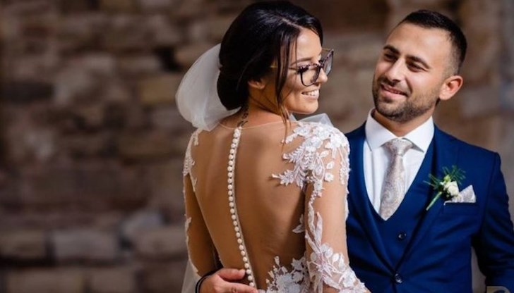 Работя в детска градина и затова решихме да дарим средствата за детското отделение, разказа младоженката Работя в детска градина и затова решихме да дарим средствата за детското отделение, разказа младоженката