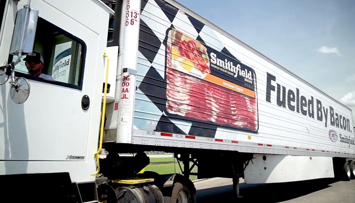 От фирмата за преработка на месо Smithfield съобщиха, че са готови да предоставят хладилна стая в една своите кланици