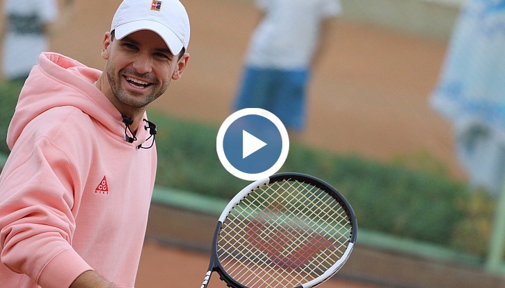 Видеобръщение към сънародниците ни публикува най-добрият ни тенисист