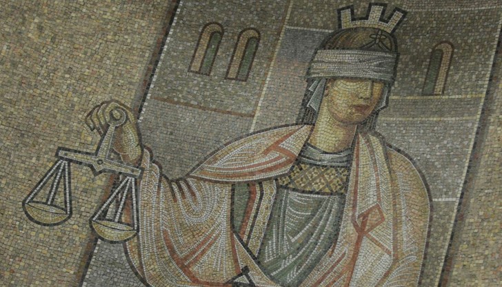 Деянието е било извършено на 22 декември 2020 г., в гр. Казанлък Деянието е било извършено на 22 декември 2020 г., в гр. Казанлък