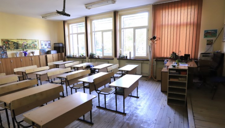 Анонимна анкета на Синдикат "Образование" сред 1520 учители проведена тази седмица показва, че гилдията е по-скоро резервирана към масовата ваксинация. Колебаещите се са много