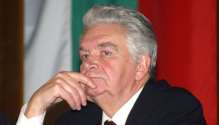 Хората не бива да вярват на псевдомедицински чудеса, а да обърнат поглед към научната медицина, казва бившият председател на БАН Хората не бива да вярват на псевдомедицински чудеса, а да обърнат поглед към научната медицина, казва бившият председател на БАН