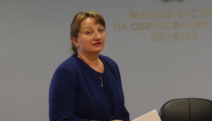 Що се отнася до затворените бизнеси, към момента са изплатени почти 100 000 лева, а кандидатствалите са около 4600 работодатели за 23 000 лица