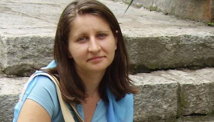 Спомнила си само, че в стаята влезли роднини и започнали да пищят от ужаса, който заварили, каза адвокат Алексиев Спомнила си само, че в стаята влезли роднини и започнали да пищят от ужаса, който заварили, каза адвокат Алексиев