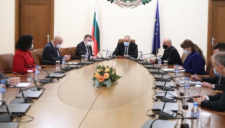 Това са огромни пари за сектора в условията на пандемия, заяви премиерът Това са огромни пари за сектора в условията на пандемия, заяви премиерът