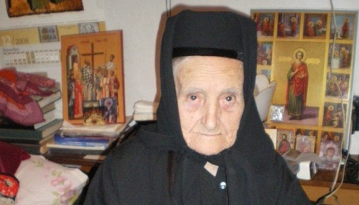 Монахиня Херувима (Елена Иванова Кайтазова) беше сестра при Самоковския манастир "Покров Богородичен"