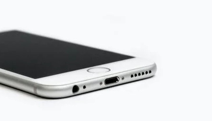 Повечето мобилни устройства от по-висок клас, базирани на IOS и Android имат тази функционалност Повечето мобилни устройства от по-висок клас, базирани на IOS и Android имат тази функционалност