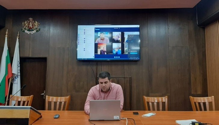 Заседанието ще се проведе в понеделник сутринта Заседанието ще се проведе в понеделник сутринта