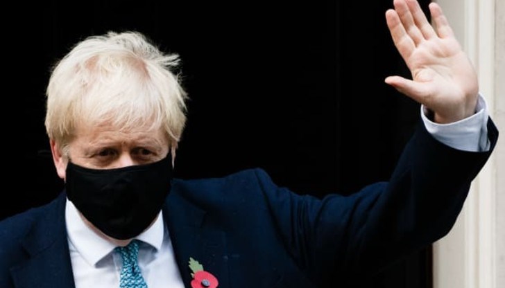 "Това споразумение означава нова стабилност и увереност в онова, което бе връзка, понякога трудна и изпълнена с горчивина", заяви британският премиер в първата си пресконференция след търговското споразумение "Това споразумение означава нова стабилност и увереност в онова, което бе връзка, понякога трудна и изпълнена с горчивина", заяви британският премиер в първата си пресконференция след търговското споразумение