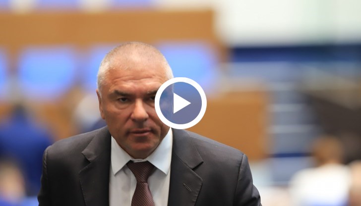 Според Марешки избори в края на март означават предизборна кампания през февруари и март, които не са месеци, в които хората биха участвали