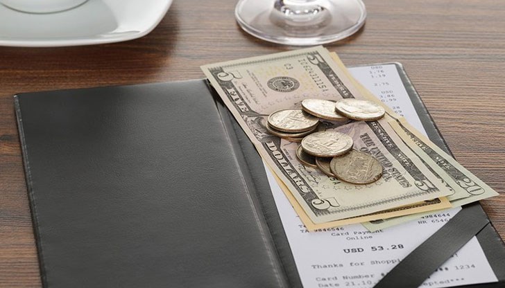 Майката на 2 малки деца, разказа как е била трогната от неочаквания жест Майката на 2 малки деца, разказа как е била трогната от неочаквания жест