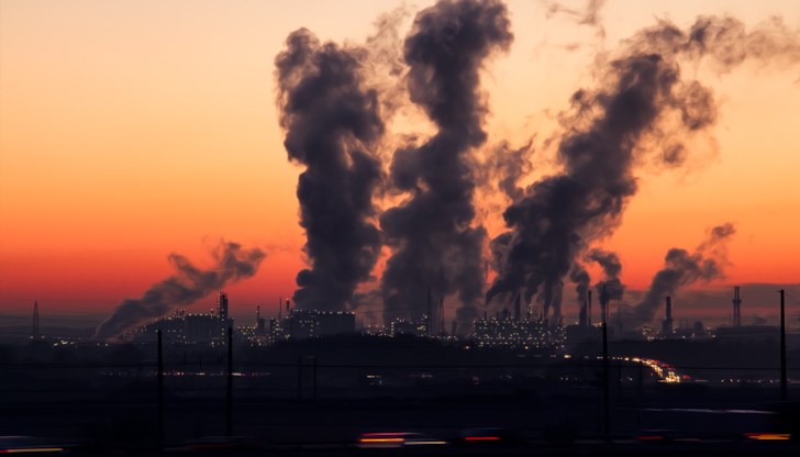 Между 28 000 и 36 000 смъртни случая във Великобритания всяка година са свързани със замърсяването на въздуха