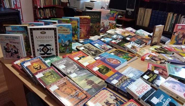 Повече от 4000 книги са разположени по лавиците на най-малкото читалище в община Ценово