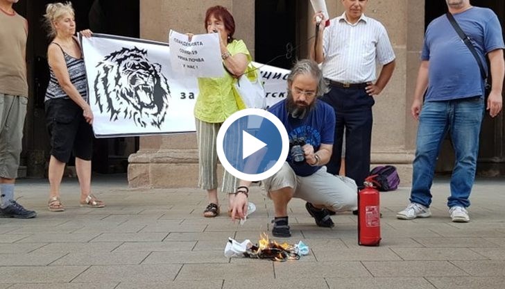 12 хиляди европейци спорят помежду си по въпроси свързани с пандемията от коронавирус