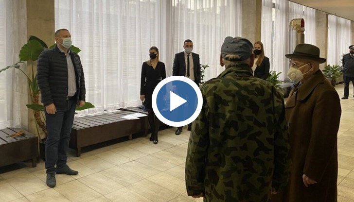 Някои казват, че това са дребни случаи, но за прокуратурата са приоритет, заяви Иван Гешев