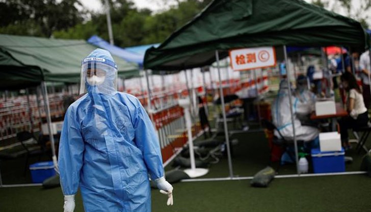 Според агенцията, "китайското правителство контролира строго всички изследвания, свързани с произхода на вируса"