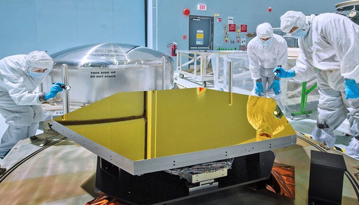 Властите в Китай реагираха много бързо, след като разбраха, че трябва да въздействат физически на вируса. Те поставиха до леглото на всеки заразен инсталация, която на базата на т.нар. молекулярни сита задържа азота, но освобождава кислорода в помещението