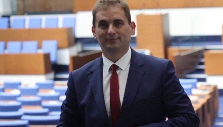 През изминалата година населението на страната ни е намаляло с 50 000 души. Стряскащите цифри от демографската картина излизат в правителствен доклад През изминалата година населението на страната ни е намаляло с 50 000 души. Стряскащите цифри от демографската картина излизат в правителствен доклад