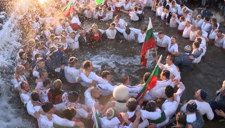 Ковид-19 спря 200 годишна традиция в България