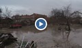 Бедствено положението в Петърч: Две прелели реки наводниха селото