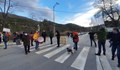Протестиращи блокираха пътя Самоков - София