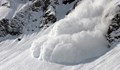 Лавина блокира сноубордист в Пирин