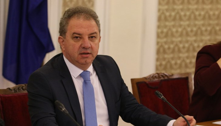 В коя друга институция е така, пита Борис Ячев В коя друга институция е така, пита Борис Ячев